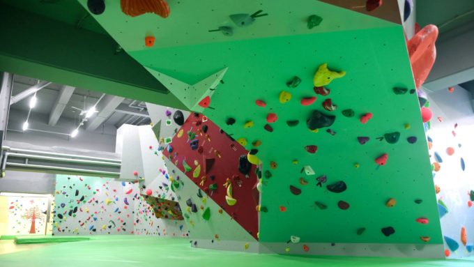 広島県のクライミング施設「クライミングパーク 東広島」